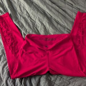 Victoria’s Secret Total Knockout Leggings – Size L – Bright Red